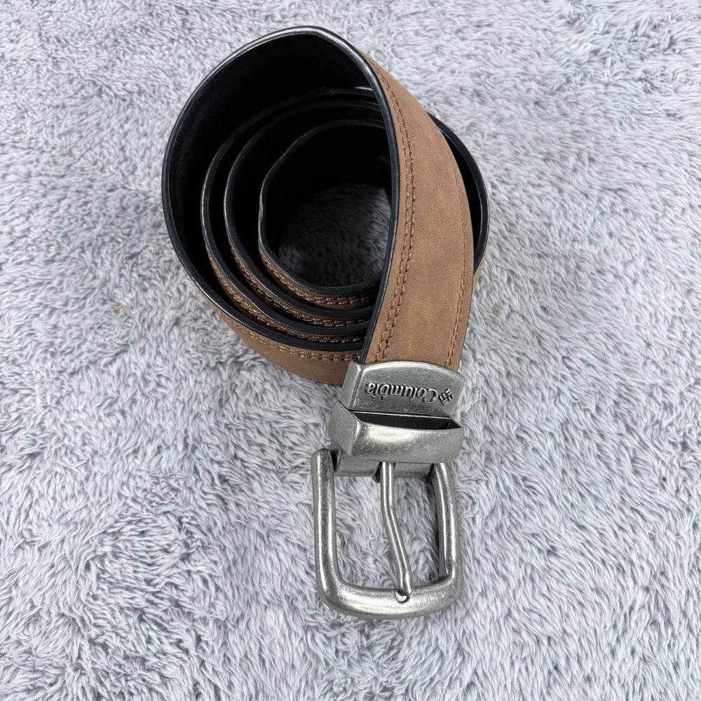 Columbia Men's‎ Reversible Silver Buckle Belt Size 38-40 Synthetic Leather